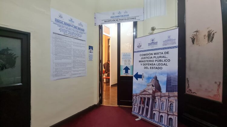 Diputada Michel presenta una acción judicial que pretende paralizar la selección del Fiscal General