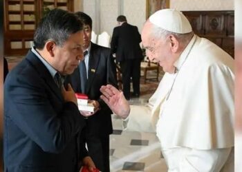 Choquehuanca se reunió con el papa Francisco en el Vaticano