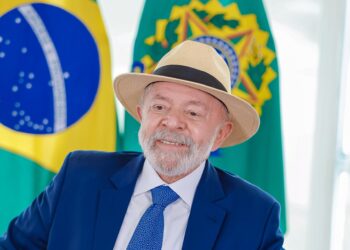 Lula participó en un acto por la 'defensa de la democracia'