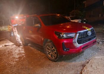 La camioneta en la que estaban las víctimas