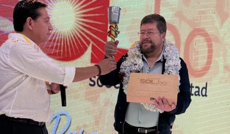Sol.bo proclama a Doria Medina como candidato y anuncia su adhesión a la unidad opositora