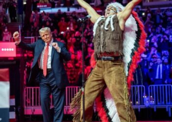 Trump bailó al ritmo de Village People el domingo