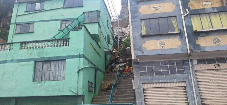 Emergencia en Pasankeri, 12 familias evacuan sus viviendas ante posible deslizamiento