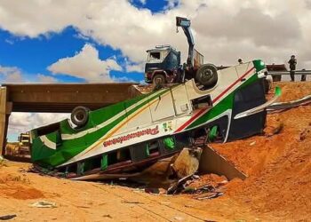 El bus de la empresa Panamericana que causó el accidente de tránsito con el saldo de 19 fallecidos.