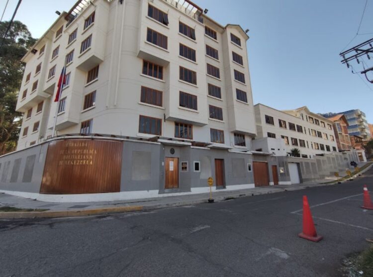 Canciller Sosa denuncia ataque armado contra residencia de Venezuela en La Paz