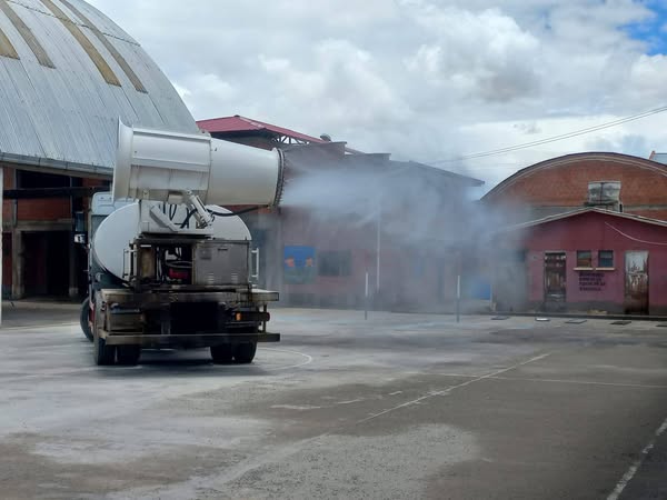 La fumigación se coordina con las Juntas Escolares
