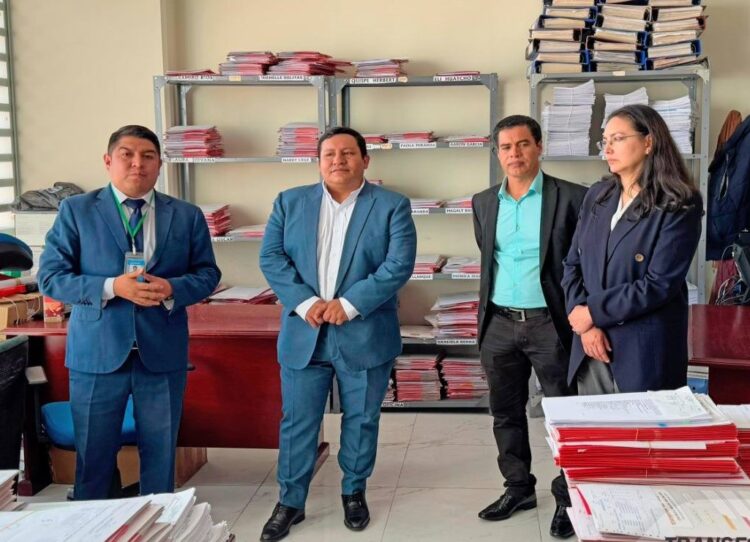 El Consejo de la Magistratura inspecciona oficinas de Derechos Reales en La Paz y El Alto