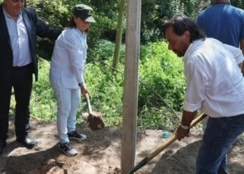Bullrich da inicio a las obras del cerco de 200 metros en la frontera con Bolivia