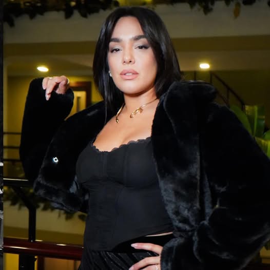 La cantante Ángela Leiva es demandada por estafa agravada.