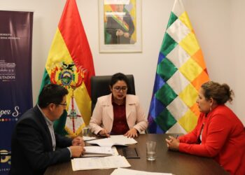 Comité de Diputados aprueba proyecto de ley de debate obligatorio y de equidad de género para elecciones