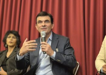 Rodrigo Paz dice que Andrónico no es la única opción en el oficialismo, también está Salvatierra