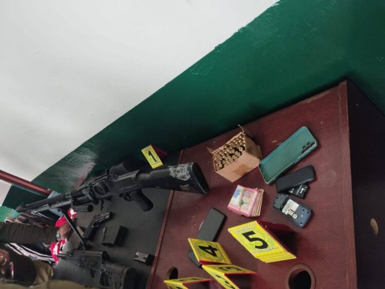 Las armas y municiones encontradas