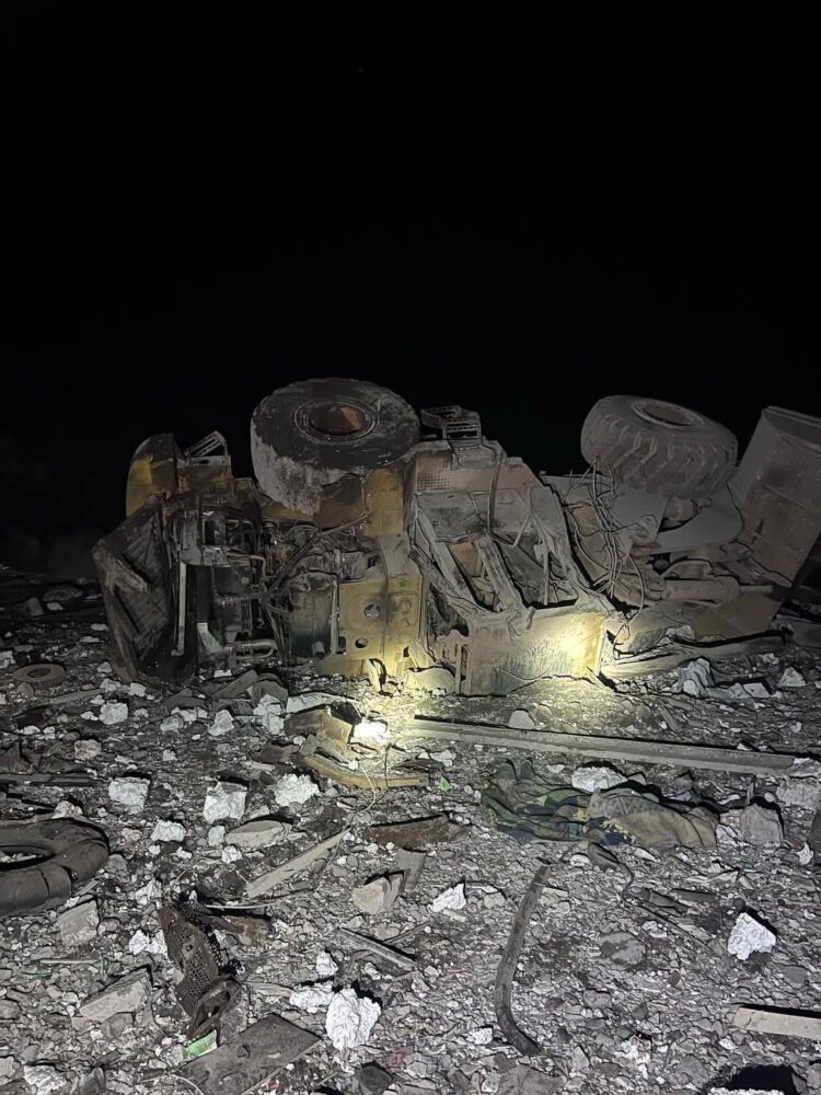 La explosión provocó varios daños