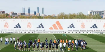 Minuto de silencio del Real Madrid por la muerte del papa Francisco
