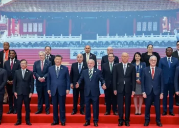 Xi Jinping con los invitados al foro / RRSS Lula da Silva