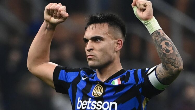 El Inter gana a la Fiorentina y se pega a un punto del Nápoles