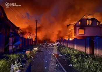 Varias zonas de Kiev fueron destruidas/RRSS Volodimir Zelenski