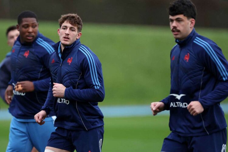 Auradou y Jegou, los dos rugbiers juzgados en Argentina, suplentes contra Gales