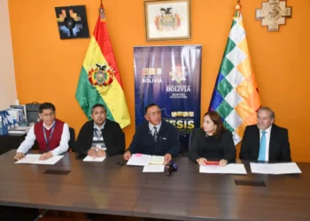 Autoridades del Ministerio de Educación en conferencia de prensa. FOTO: Ministerio de Educación.