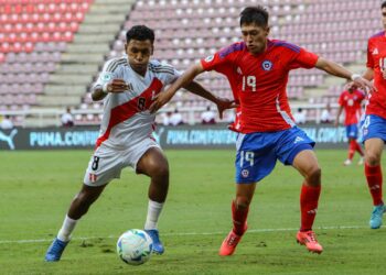 Chile vence 3-2 a Perú en el Campeonato Sudamericano Sub-20 y lidera el Grupo A
