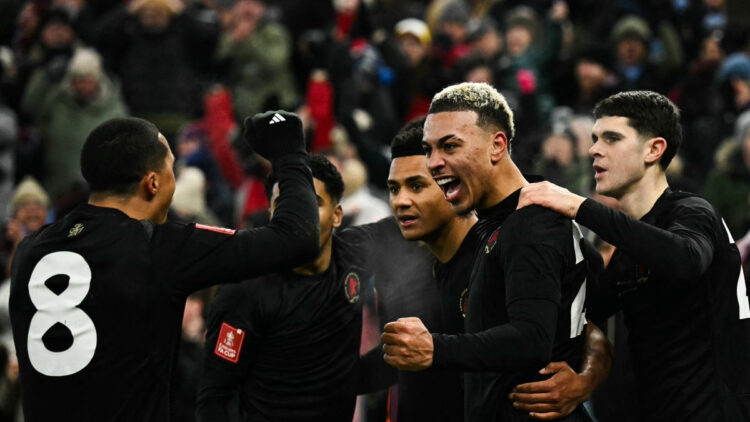 Aston Villa amarga el debut de Potter con el West Ham en la FA Cup