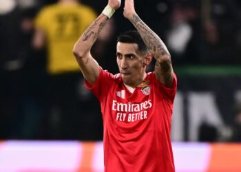 Benfica de Di María sorprende 2-0 a Juventus, ambos en playoffs de Champions