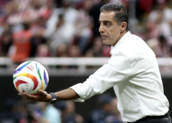 El Botafogo de Brasil contrata al técnico portugués Renato Paiva