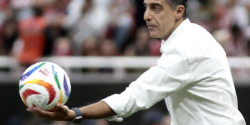 El Botafogo de Brasil contrata al técnico portugués Renato Paiva