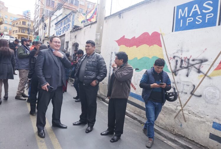 Surco dice que sede del MAS en La Paz es de los militantes y no es propiedad privada