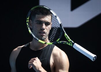 Sinner debutará con el chileno Jarry en Australia, posible Djokovic-Alcaraz en cuartos