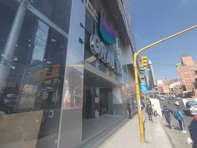 La construcción del Mall Gran Vía está casi lista para ser inaugurada.