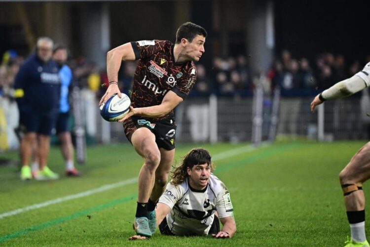El rugbier argentino Bautista Delguy renueva hasta 2028 con el Clermont