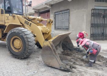 En El Alto suspenden trabajos rutinarios por falta de diésel.