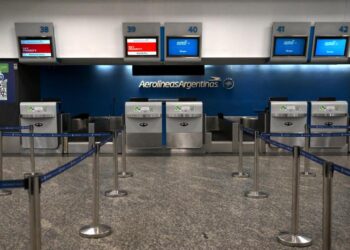 Huelga de sindicatos aeronáuticos