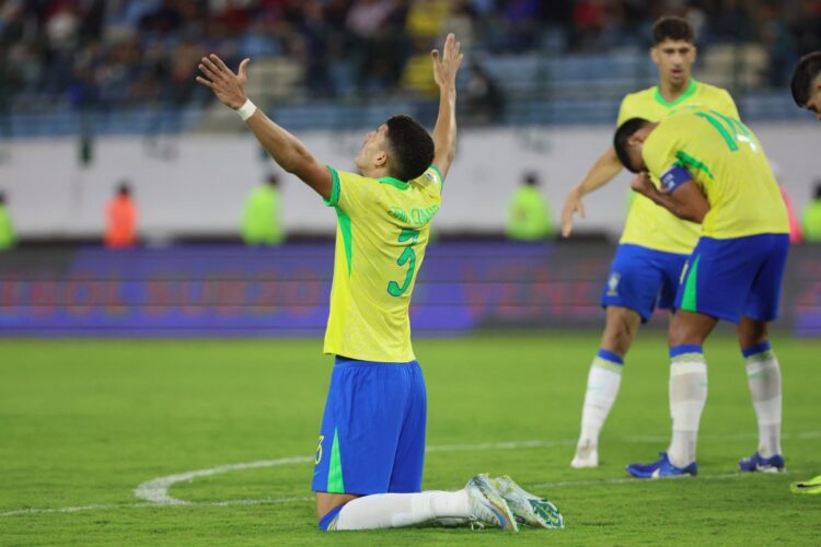 Brasil derrotó 1-0 a Uruguay en el inicio de la fase final del Sudamericano Sub-20