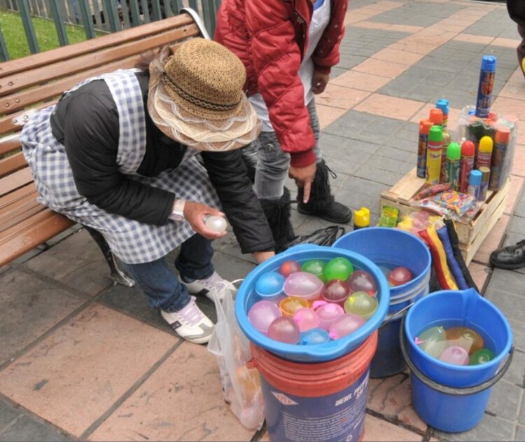 ¿Piensa jugar con agua? En La Paz hay multas económicas