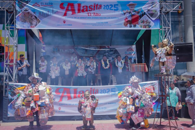 ‘La fe mueve montañas’: El Alto da paso a la Alasita 2025 con una celebración