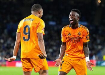 Real Madrid, aliado con los postes, gana con goles de Vinicius y Mbappé de penal
