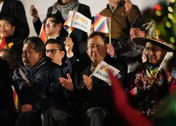 Arce propone un ‘pacto social’ para ‘festejar el Bicentenario en paz y unidad’