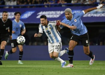 Argentina y Uruguay huelen el Mundial en una eliminatoria sudamericana sin Messi ni Neymar