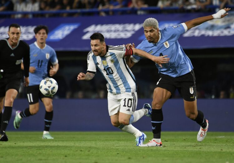 Argentina y Uruguay huelen el Mundial en una eliminatoria sudamericana sin Messi ni Neymar
