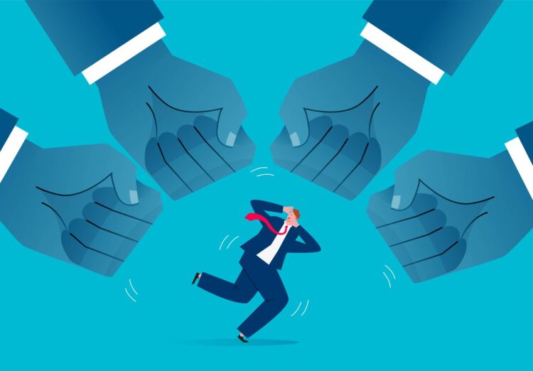Abuso del poder: cuando el miedo viste de uniforme