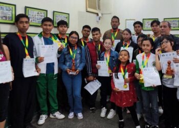 Montevilla y Soliz triunfan en Grand Prix Nacional de ajedrez