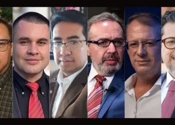 De la crítica a la búsqueda del poder: seis analistas dan el paso