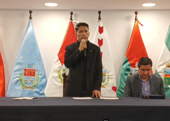 Andrónico promulga leyes aprobadas en una polémica Asamblea que presidió el 6 de junio