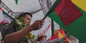 El senador Andrónico Rodríguez en un acto político en Oruro,