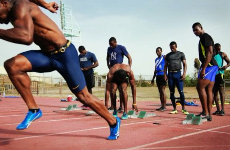 De niños a estrellas del atletismo, la transmisión del arte del esprint en Jamaica