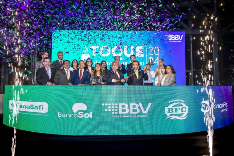 La Bolsa Boliviana de Valores celebra el éxito de los Emisores con el primer Toque de Campana Anual 2024