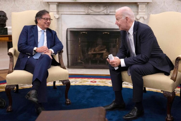 Colombia pide a Biden que indulte a un excabecilla de las FARC