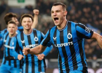 El Brujas sorprende al Atalanta con gol de Ferran Jutglà
